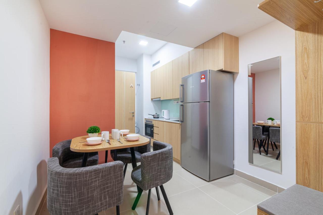 Apartment Colony @ Kampung Baru By Plush